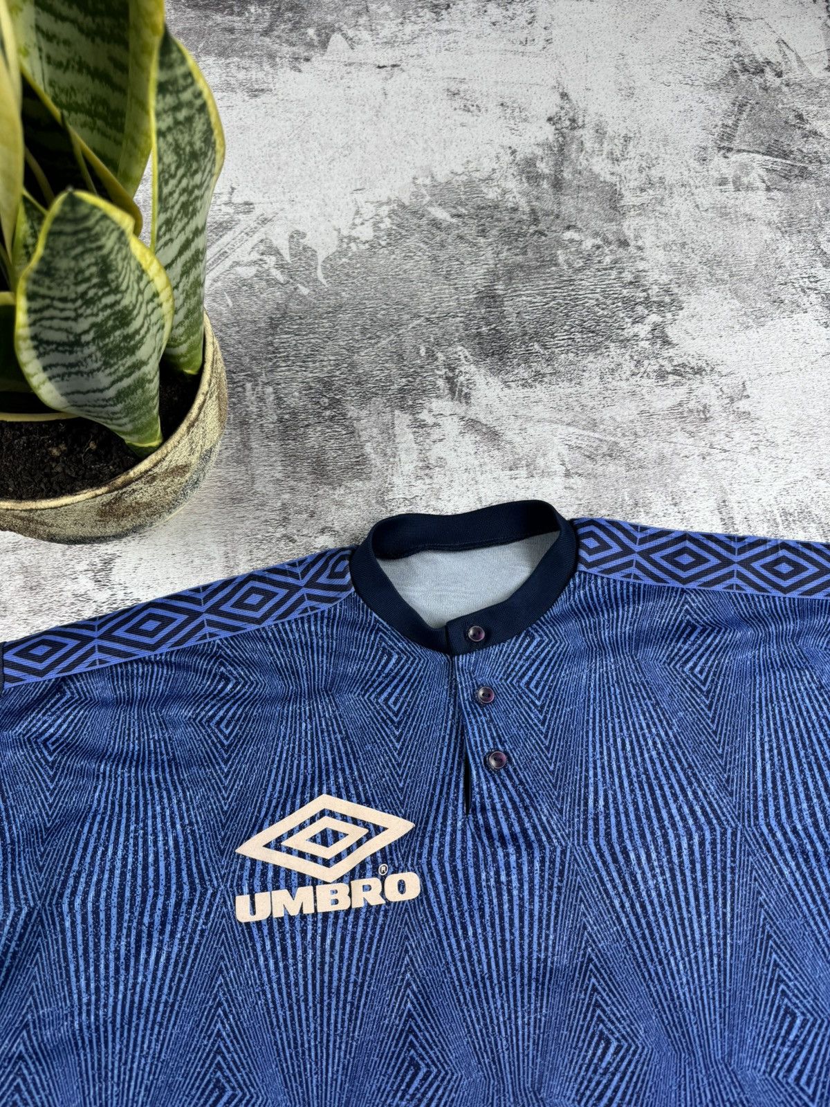 Umbro UMBRO 90S PRO TRAINING 1994/1996 FOOTBALL JERSEY SHIRT TEE Size US M / EU 48-50 / 2 - 8 Thumbnail