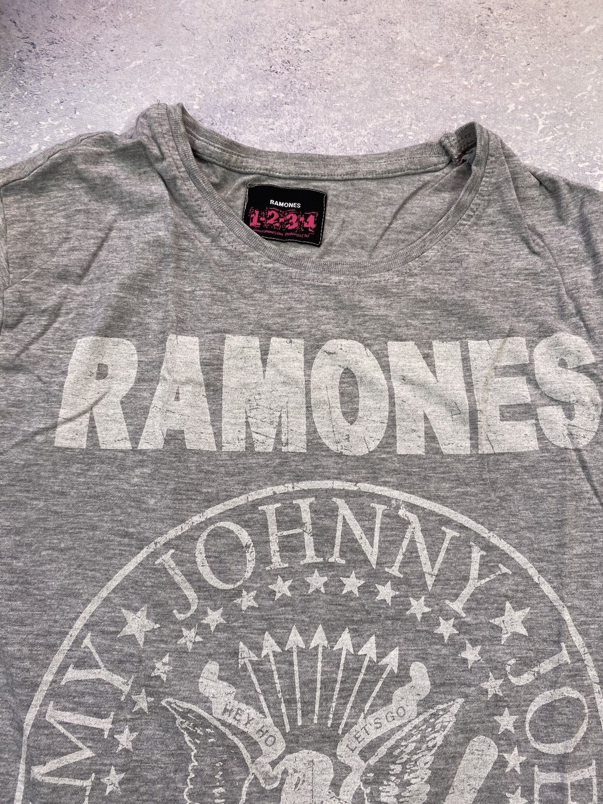Band Tees Ramones Men’s Grey Rock T-Shirt With Big Logo Size US M / EU 48-50 / 2 - 9 Thumbnail