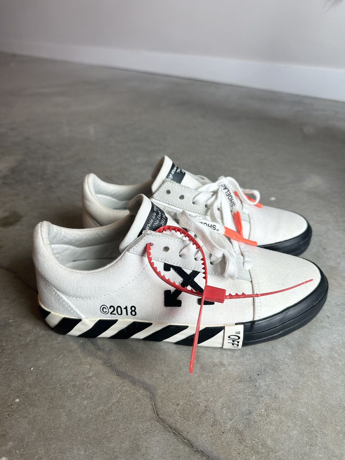 Off-White OFF WHITE SHOES Size US 7 / EU 40 - 4 Thumbnail