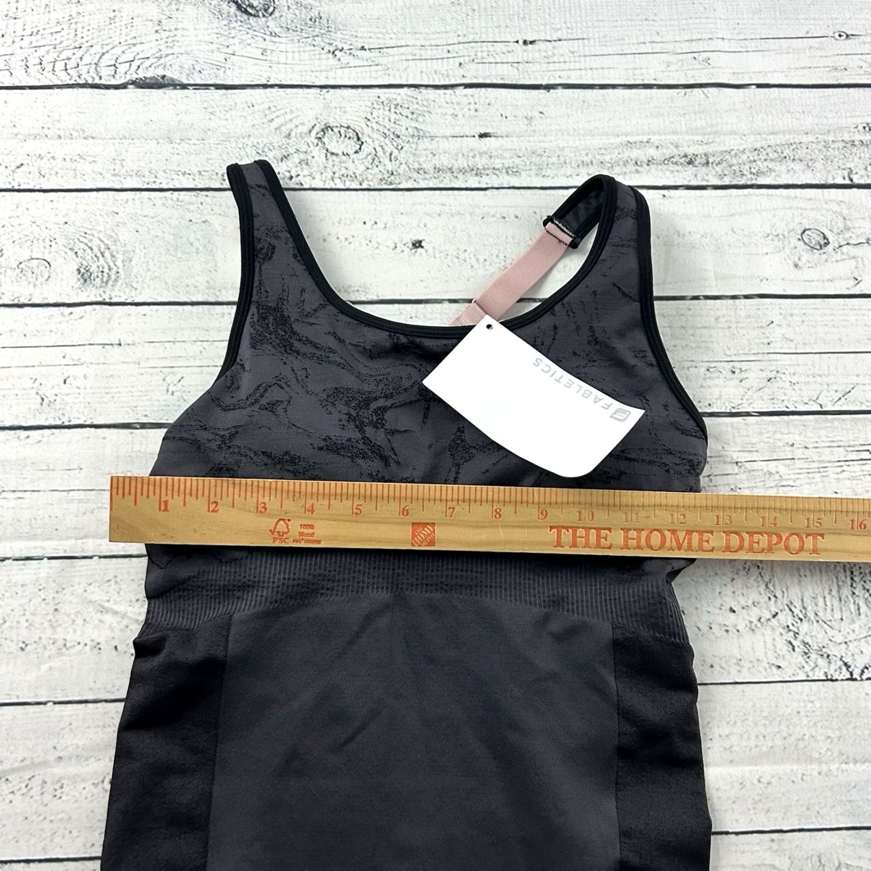 Fabletics Fabletics Eliza Seamless Floral Athletic Tank Top Women's XS Gray Tank Womens XS Gray Floral Athletic Tank Top Size XS / US 0-2 / IT 36-38 - 3 Thumbnail