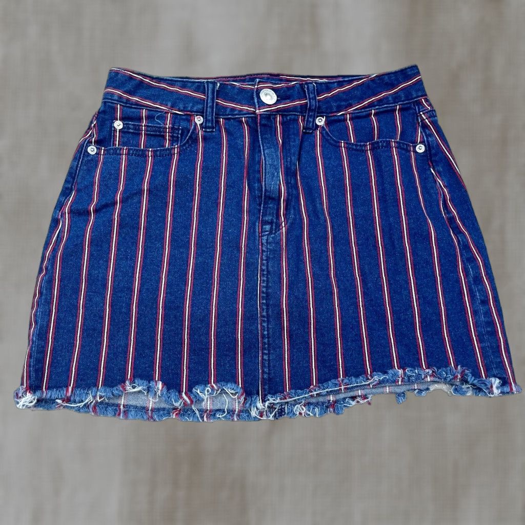 American Eagle Outfitters VINTAGE American Eagle Outfitters Skirt Women 6 High Rise Mini Denim Striped Button Pockets 90s Classic Blue - Womens Size 28" / US 6 / IT 42 - 1 Thumbnail