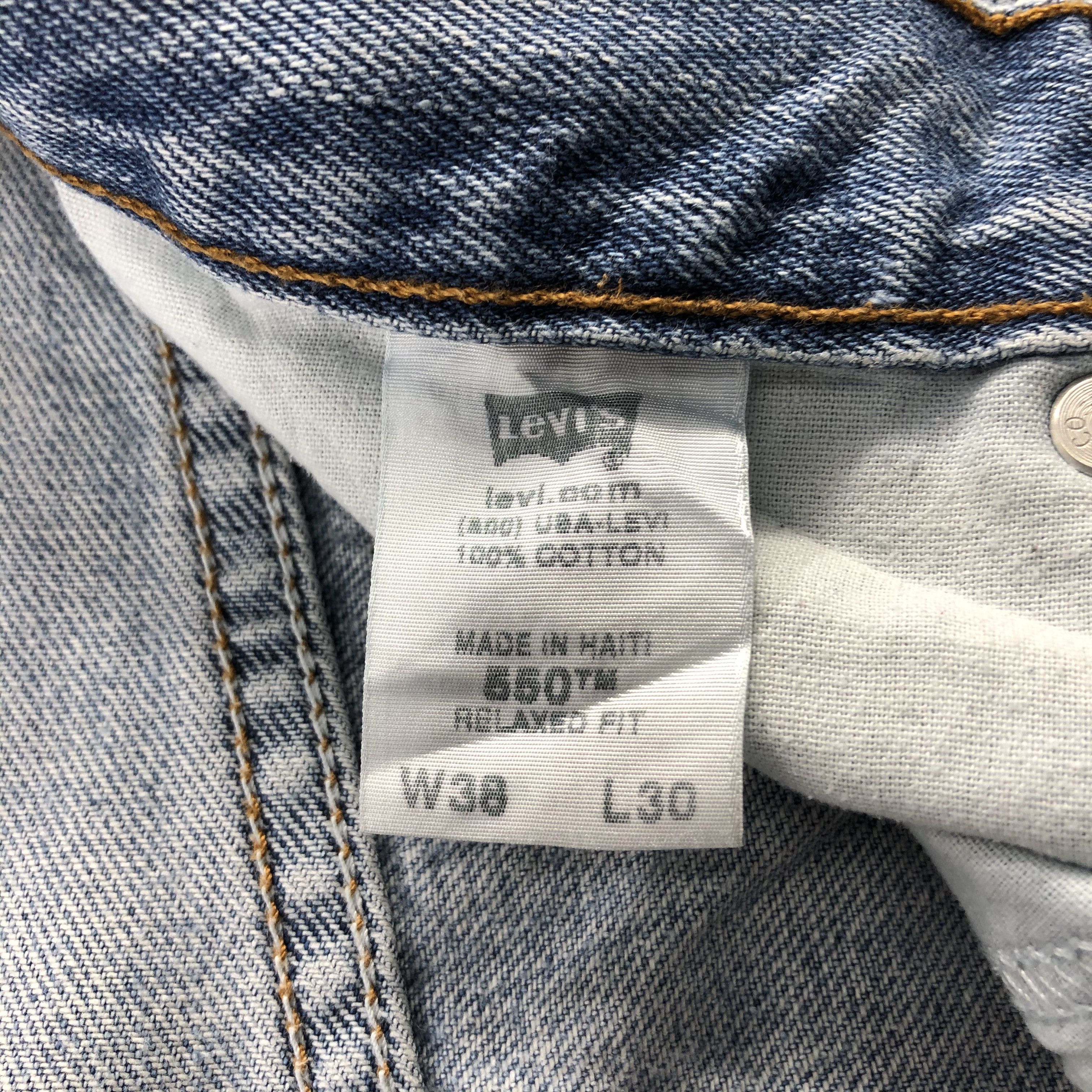 Levi's × Vintage Vintage Light Wash Levis 550 Jeans-JM1848 Size US 37 - 11 Thumbnail