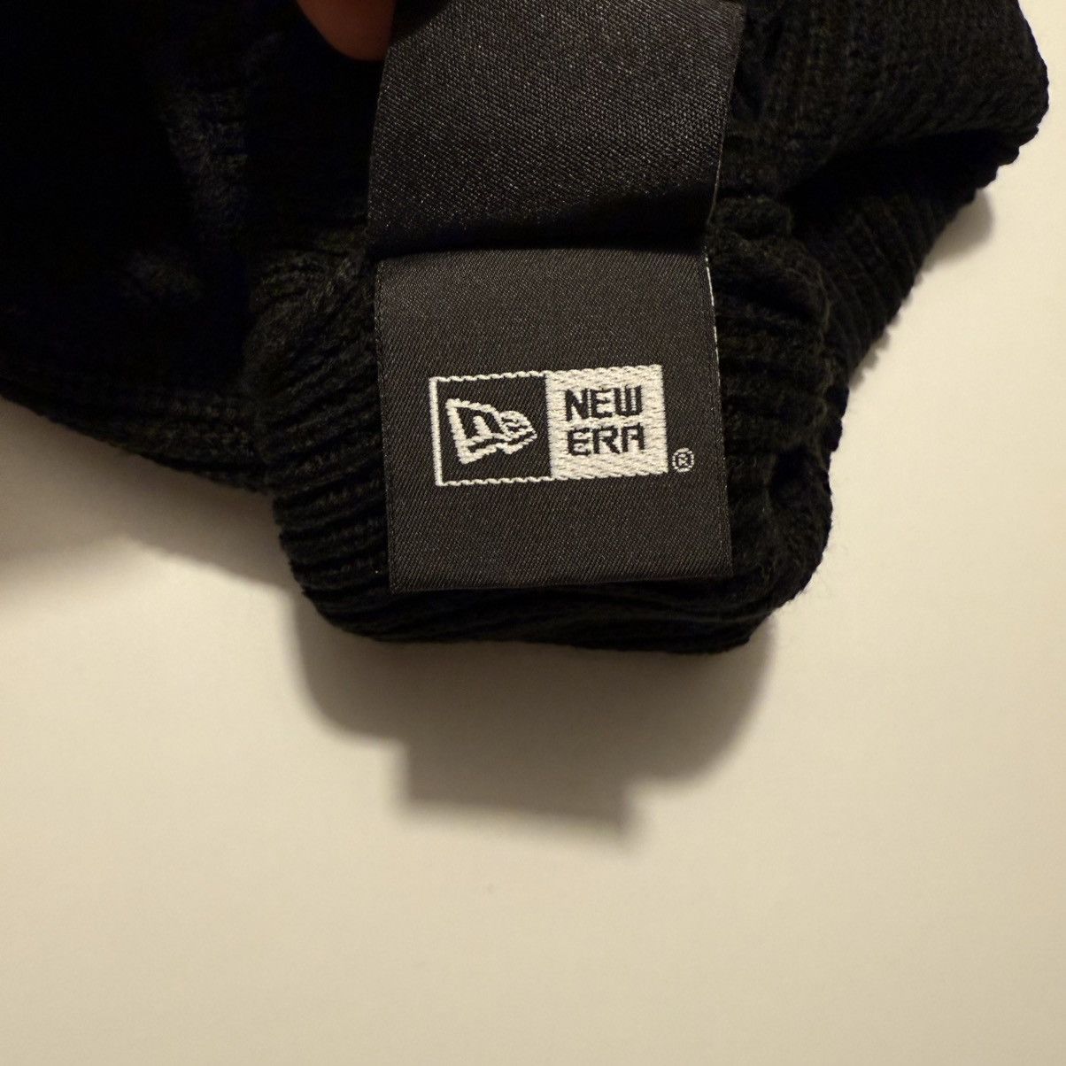 New Era × Supreme Supreme New Era Box Logo Balaclava FW22 Size ONE SIZE - 4 Thumbnail