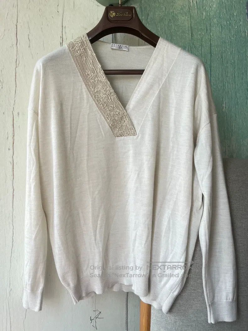 Brunello Cucinelli Brunello Cucinelli Embroidered sequin cashmere sweater Size S / US 4 / IT 40 - 1 Thumbnail
