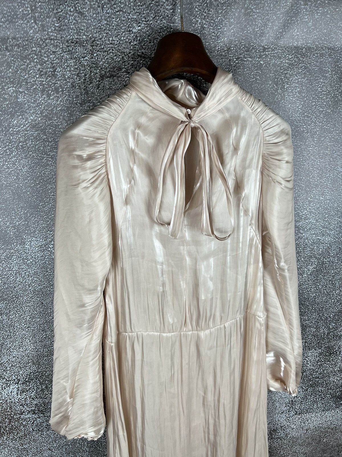 Designer × Prada Prada Milano Maxi Pearl Dress never worn 38 Made in Italy Size M / US 6-8 / IT 42-44 - 6 Thumbnail