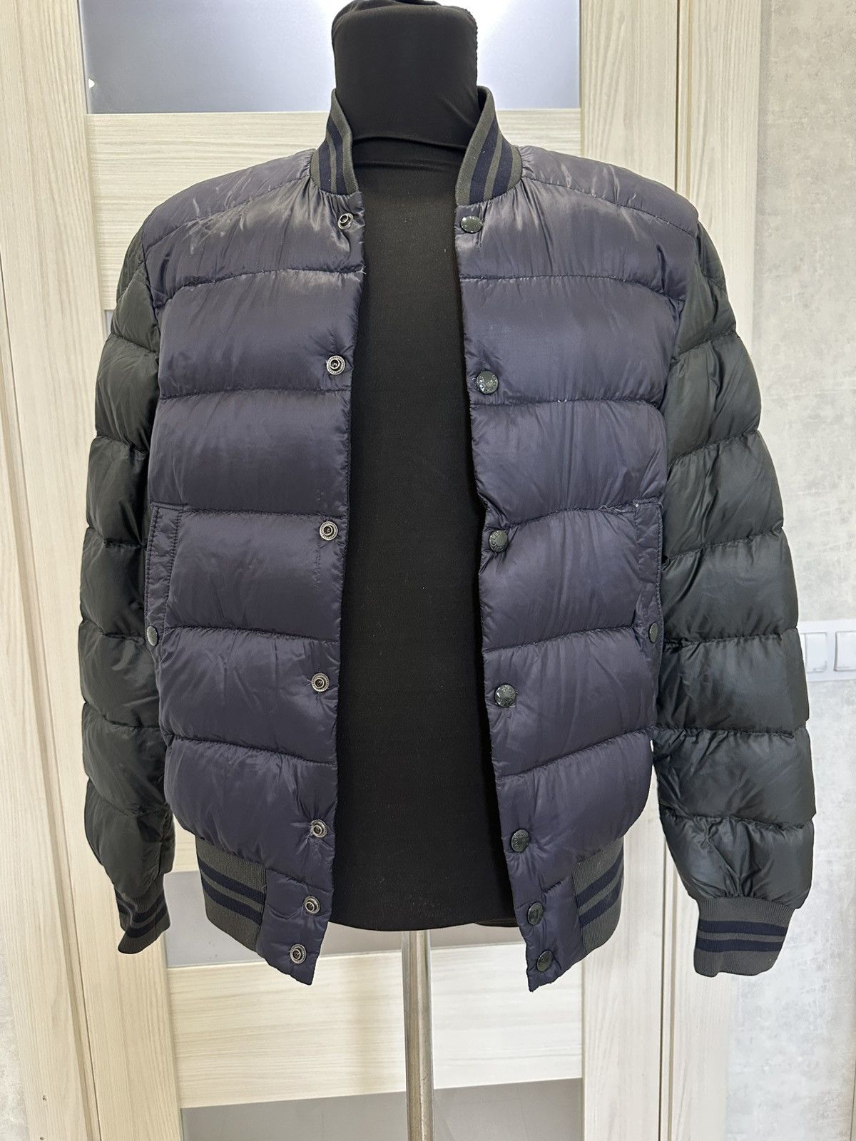 Moncler Moncler Bradford Lightweight Men Bomber Down Jacket Size US S / EU 44-46 / 1 - 2 Thumbnail