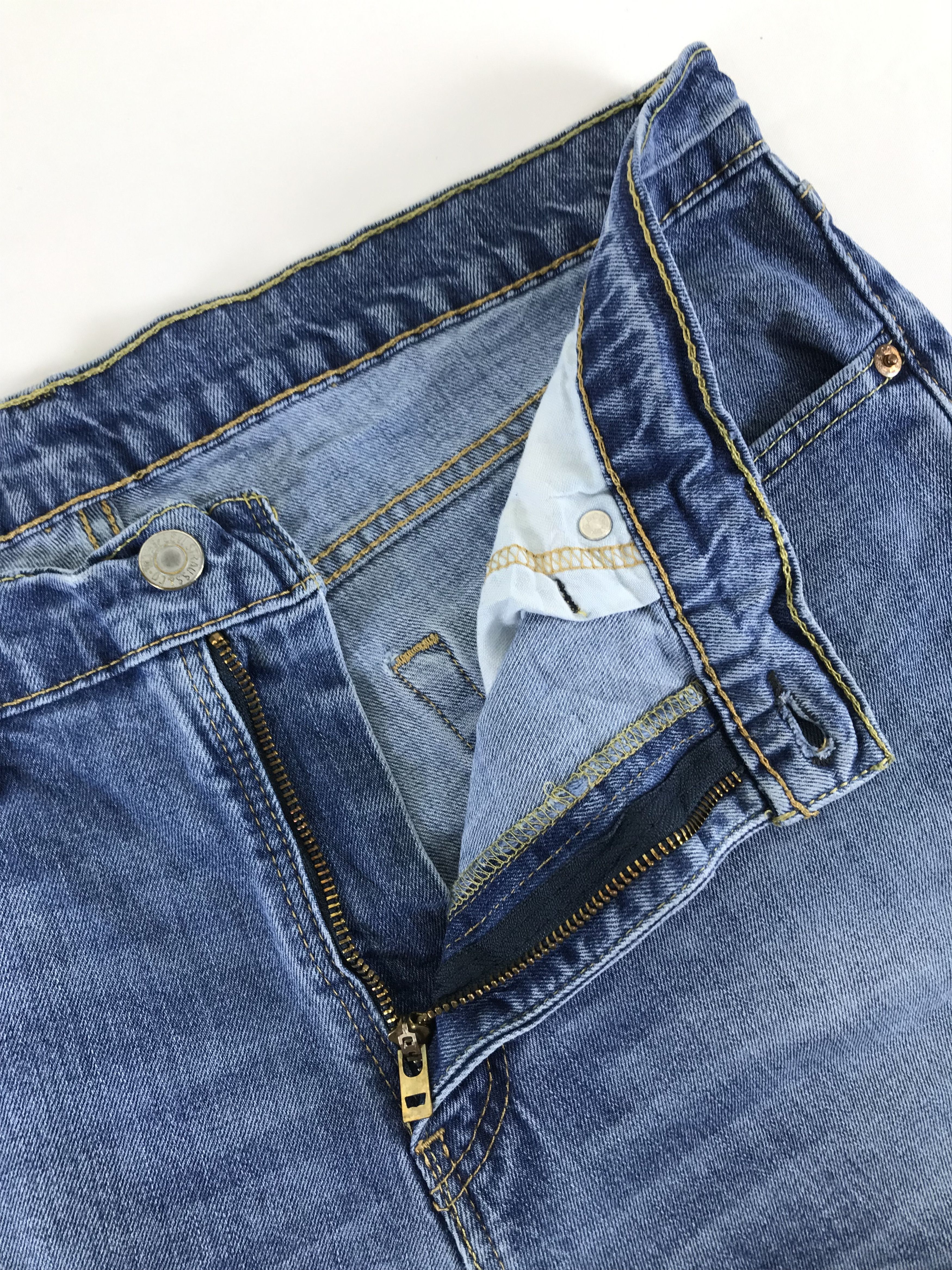 Levi's Vintage Levi's 511 Slim Cut Jeans Blue Washed Denim Size US 36 / EU 52 - 9 Thumbnail