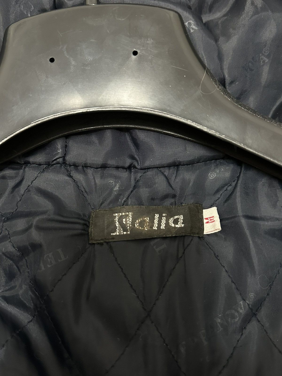 Japanese Brand Vintage Avant Garde Down-Filled Bomber Jacket Size M Y2K Size US M / EU 48-50 / 2 - 8 Thumbnail
