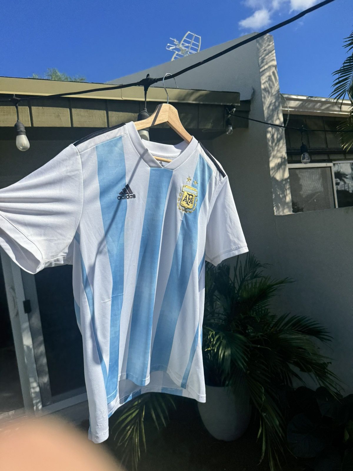 Adidas Argentina 2018 WC Jersey Size US L / EU 52-54 / 3 - 4 Thumbnail