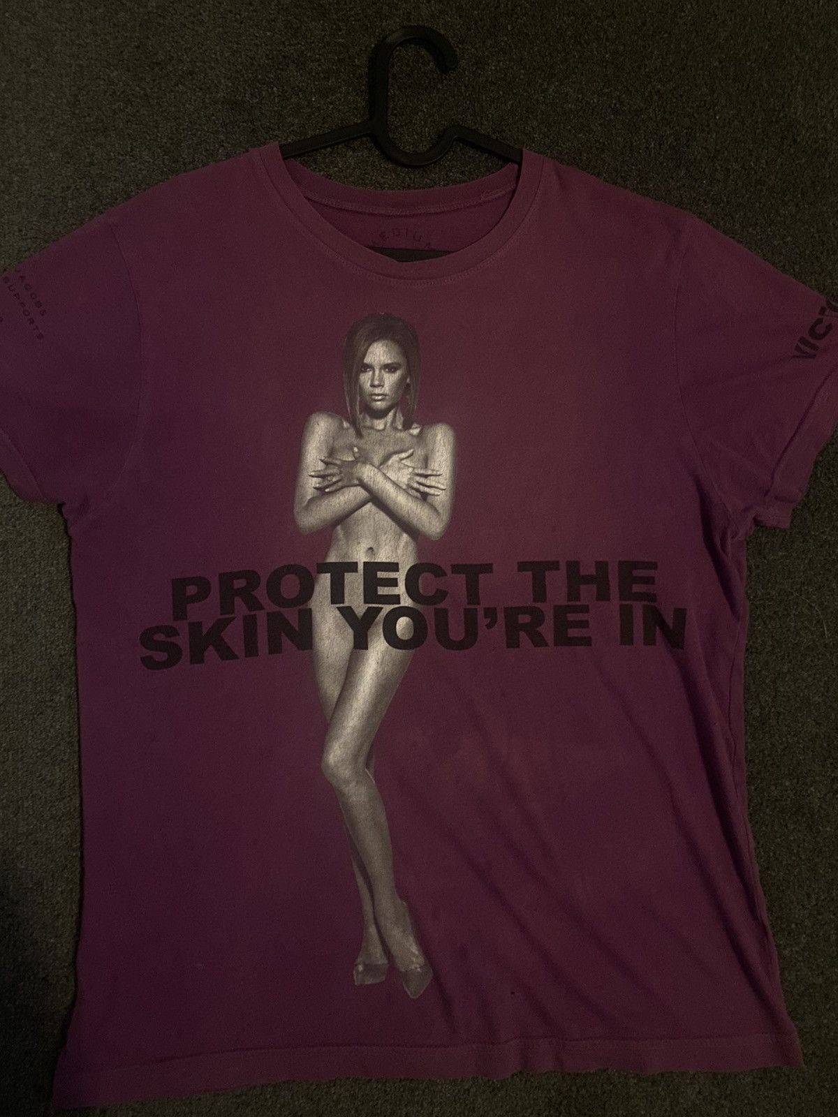 Marc Jacobs victoria beckham “protect the skin you’re in” Size US M / EU 48-50 / 2 - 2 Thumbnail