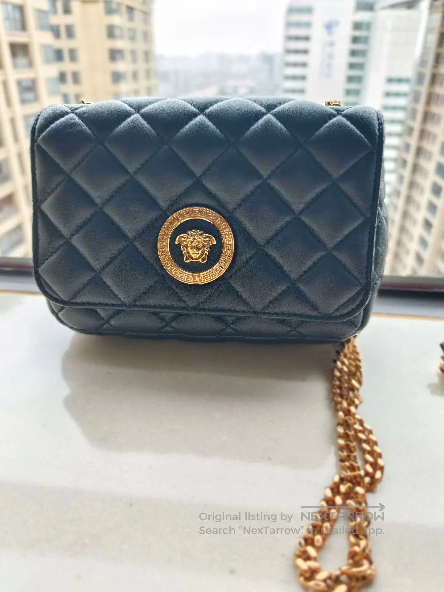 Versace Versace Black Quilted Chain Bag. Size ONE SIZE - 1 Thumbnail