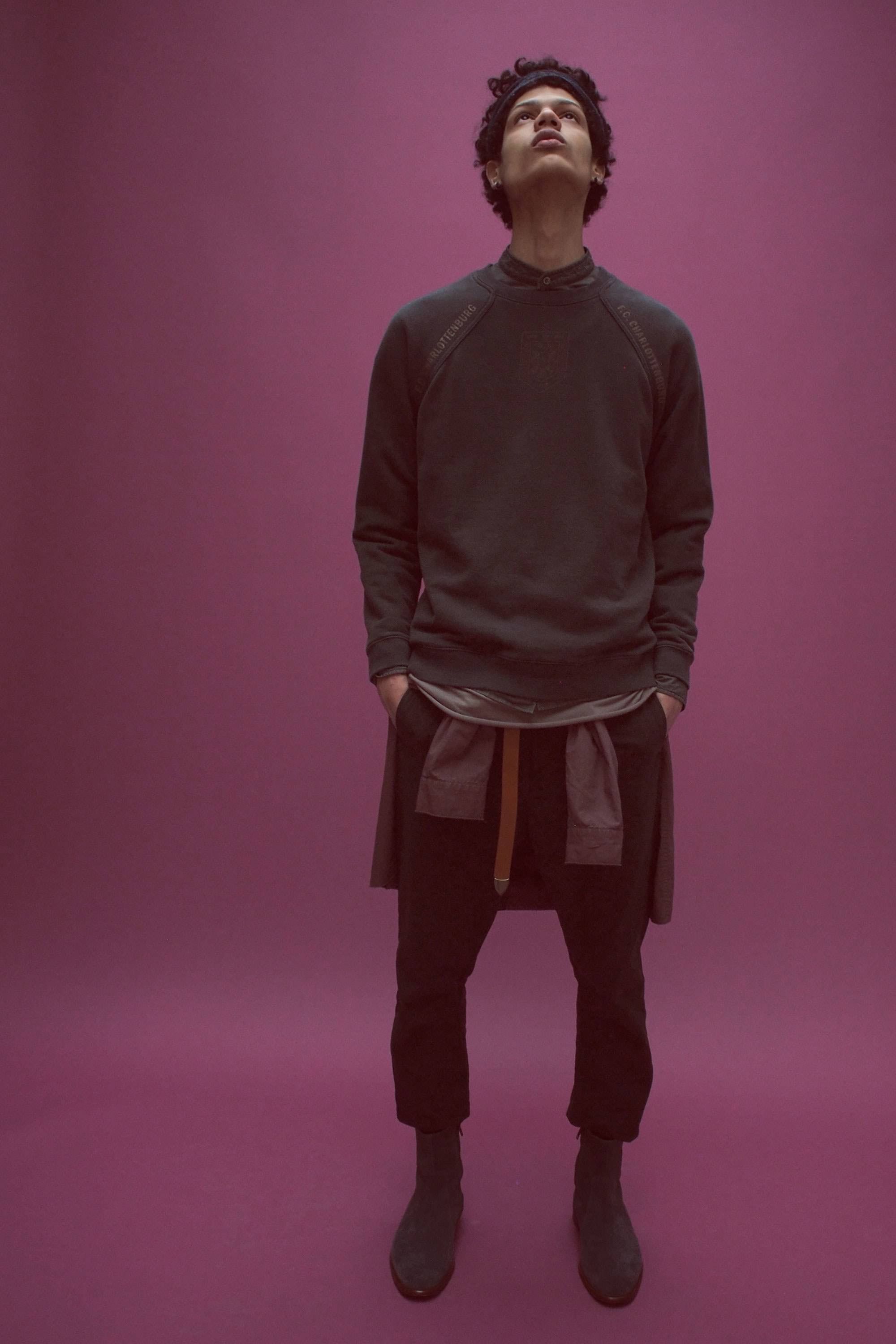 Robert Geller AW18 F.C. Charlottenburg Crewneck Size 46 Size US S / EU 44-46 / 1 - 2 Thumbnail