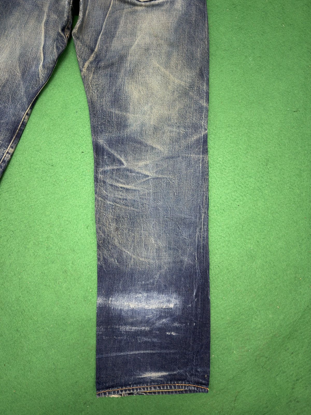 Evisu A29 Thrashed Evisu No 1 Special Distressed Mud Wash Size US 33 - 10 Thumbnail
