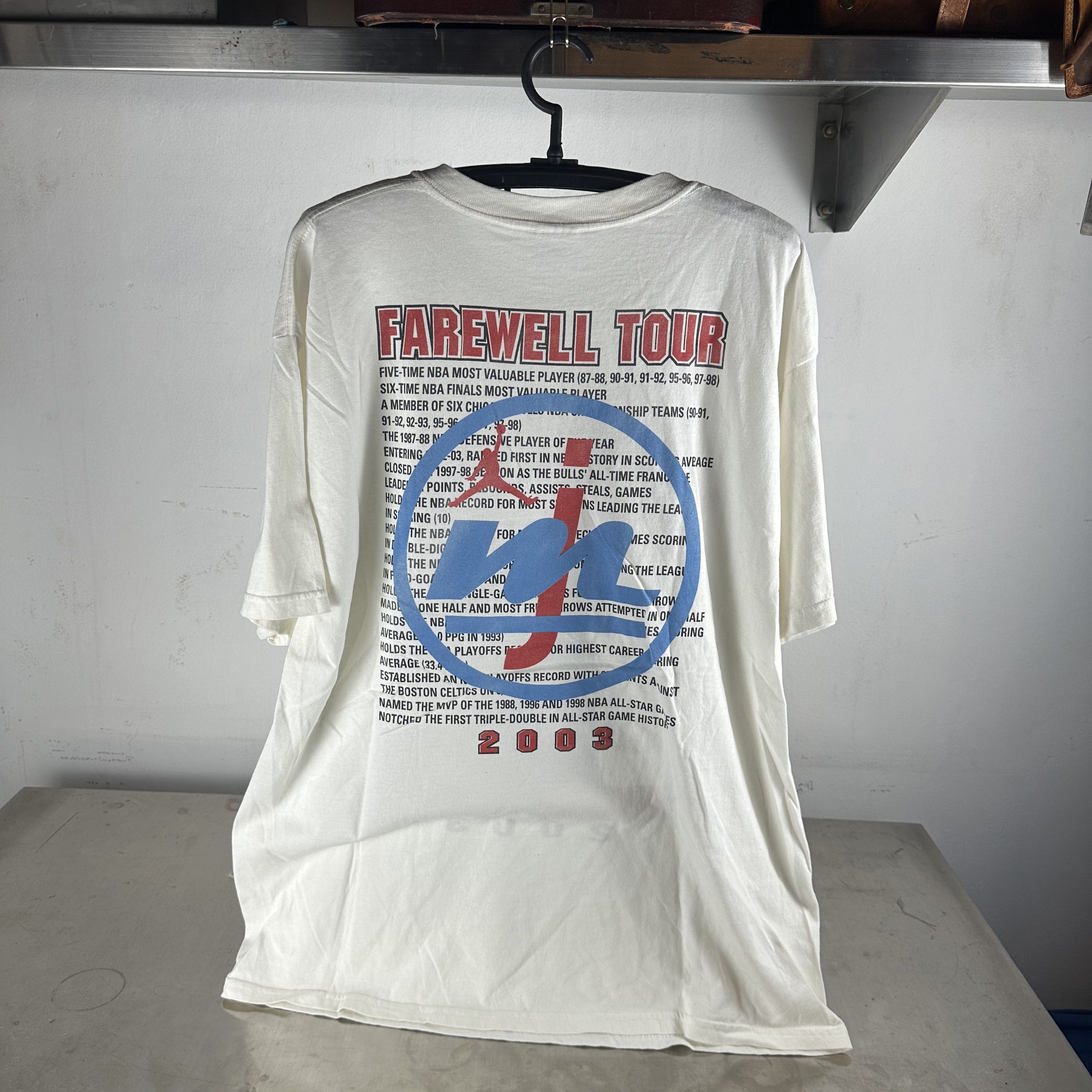 Vintage 2003 Michael Jordan Farewell Tour NBA Tribute T-Shirt Size US XL / EU 56 / 4 - 3 Thumbnail