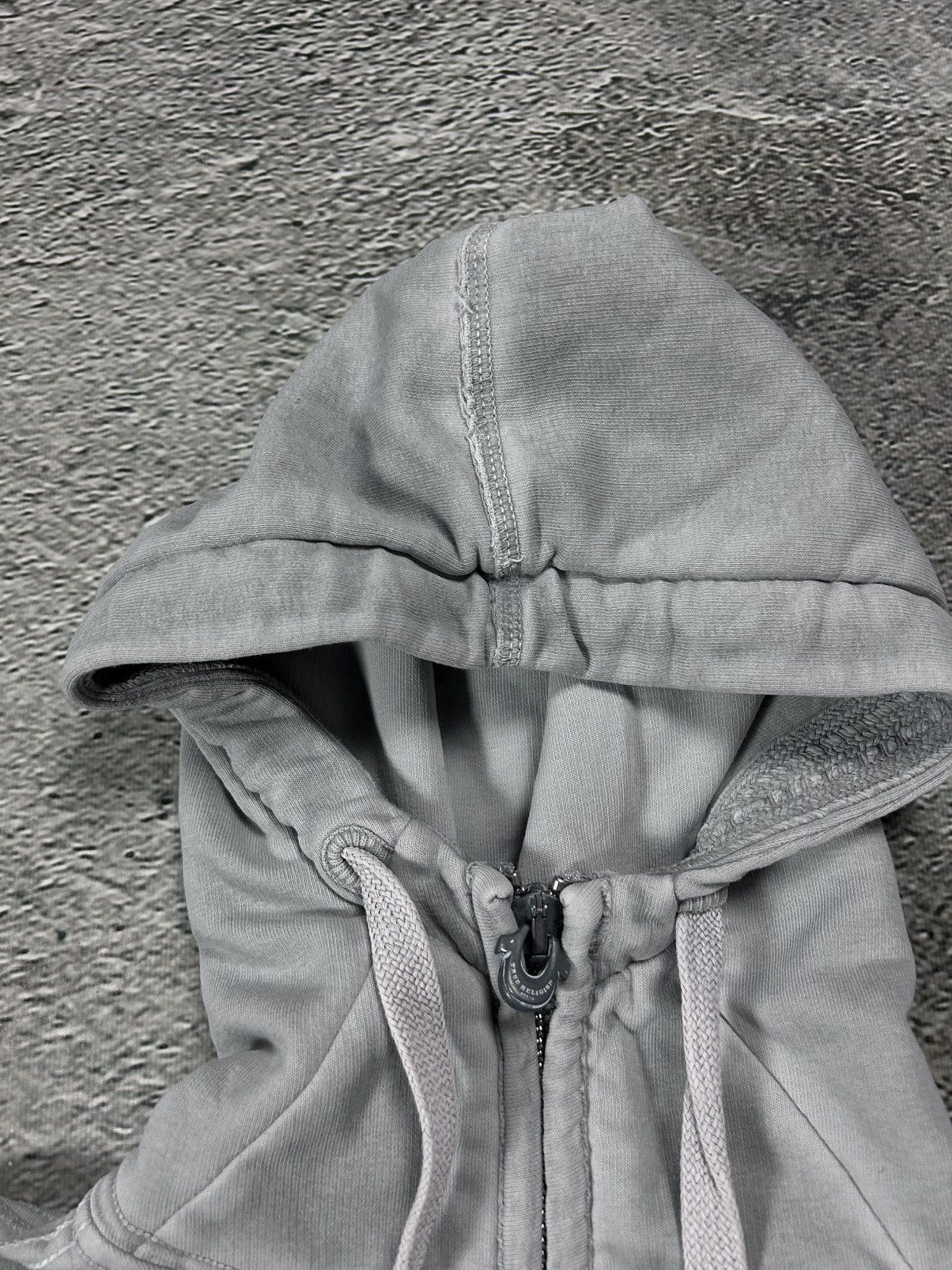 True Religion True Religion zip hoodie grey rhinestones logo horseshoe Y2K Size M / US 6-8 / IT 42-44 - 3 Thumbnail