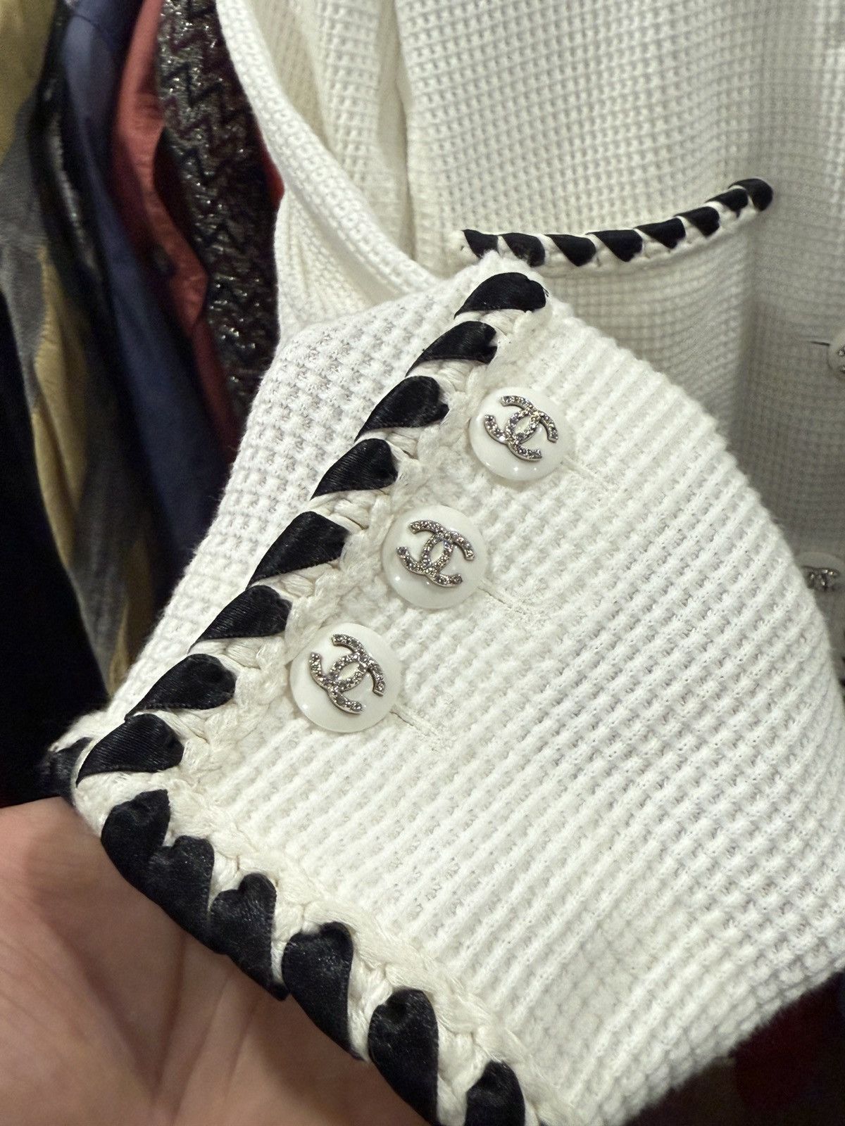Chanel Tweed Jacket Cruise 2021 Size M / US 6-8 / IT 42-44 - 8 Thumbnail
