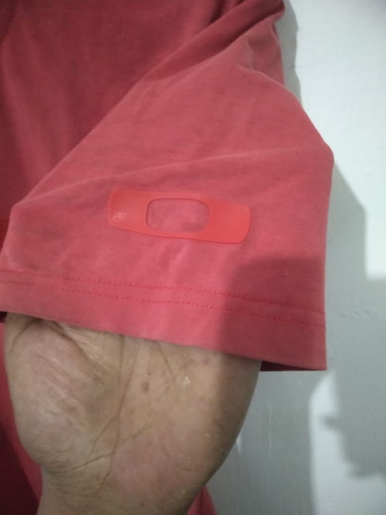 Oakley × Vintage Vintage Oakley T-Shirt 2000s Logo Y2K Size US M / EU 48-50 / 2 - 5 Thumbnail