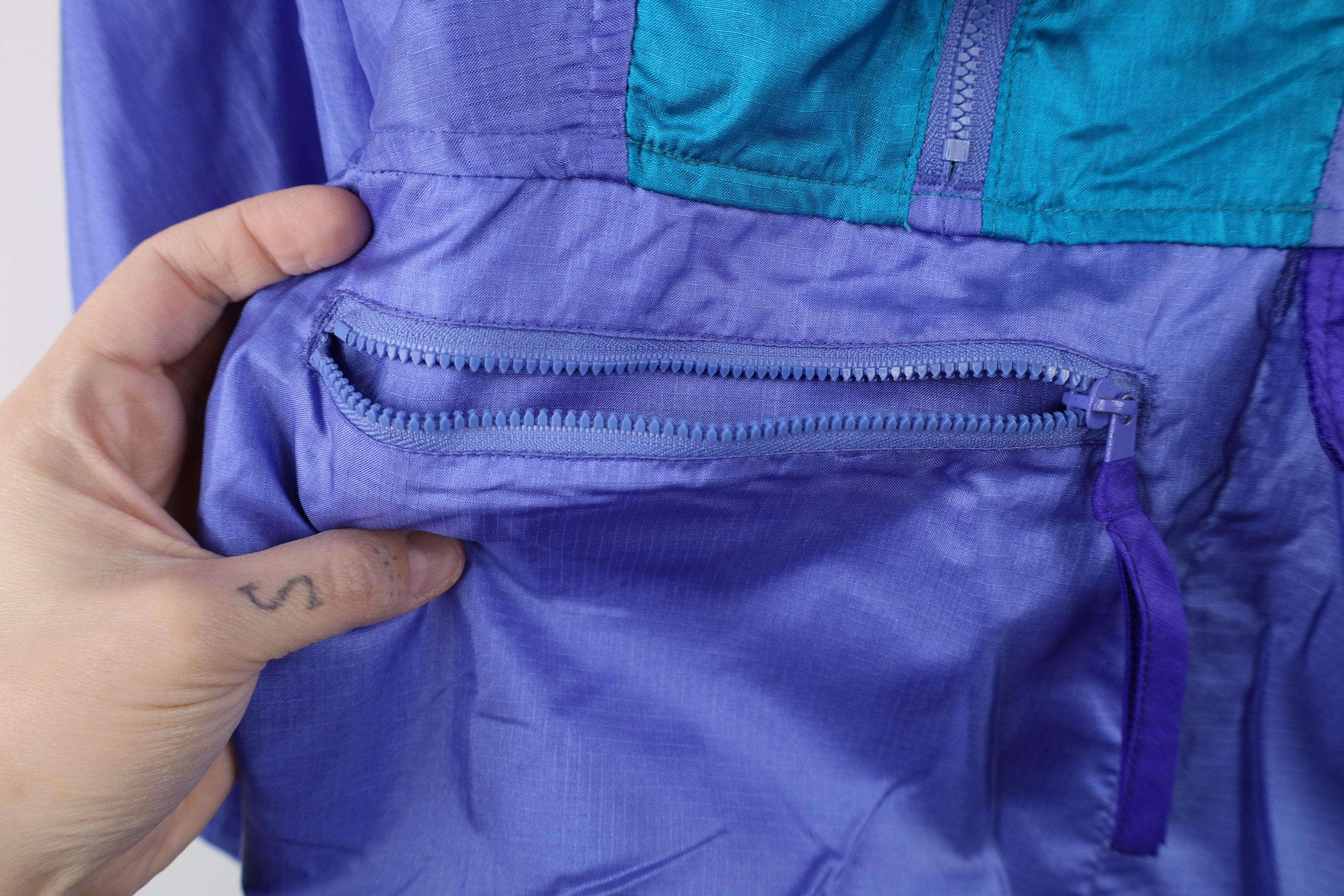 Columbia × Vintage Vintage 90s Columbia Spell Hooded Anorak Windbreaker Jacket Size M / US 6-8 / IT 42-44 - 6 Thumbnail