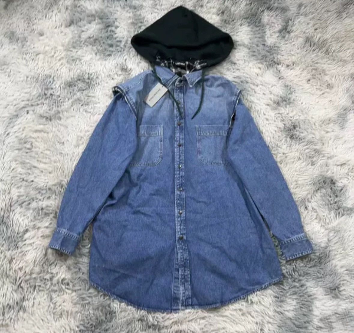 Balenciaga balenciaga Fake two denim jackets 2410-Nextarrow Size US M / EU 48-50 / 2 - 3 Thumbnail