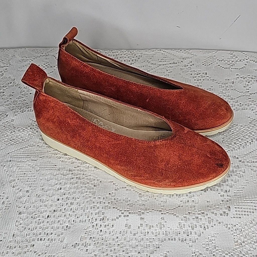 Eileen Fisher Eileen Fisher sport demi wedge brick suede flat shoes sz 6.5 Size US 6.5 / IT 36.5 - 2 Thumbnail