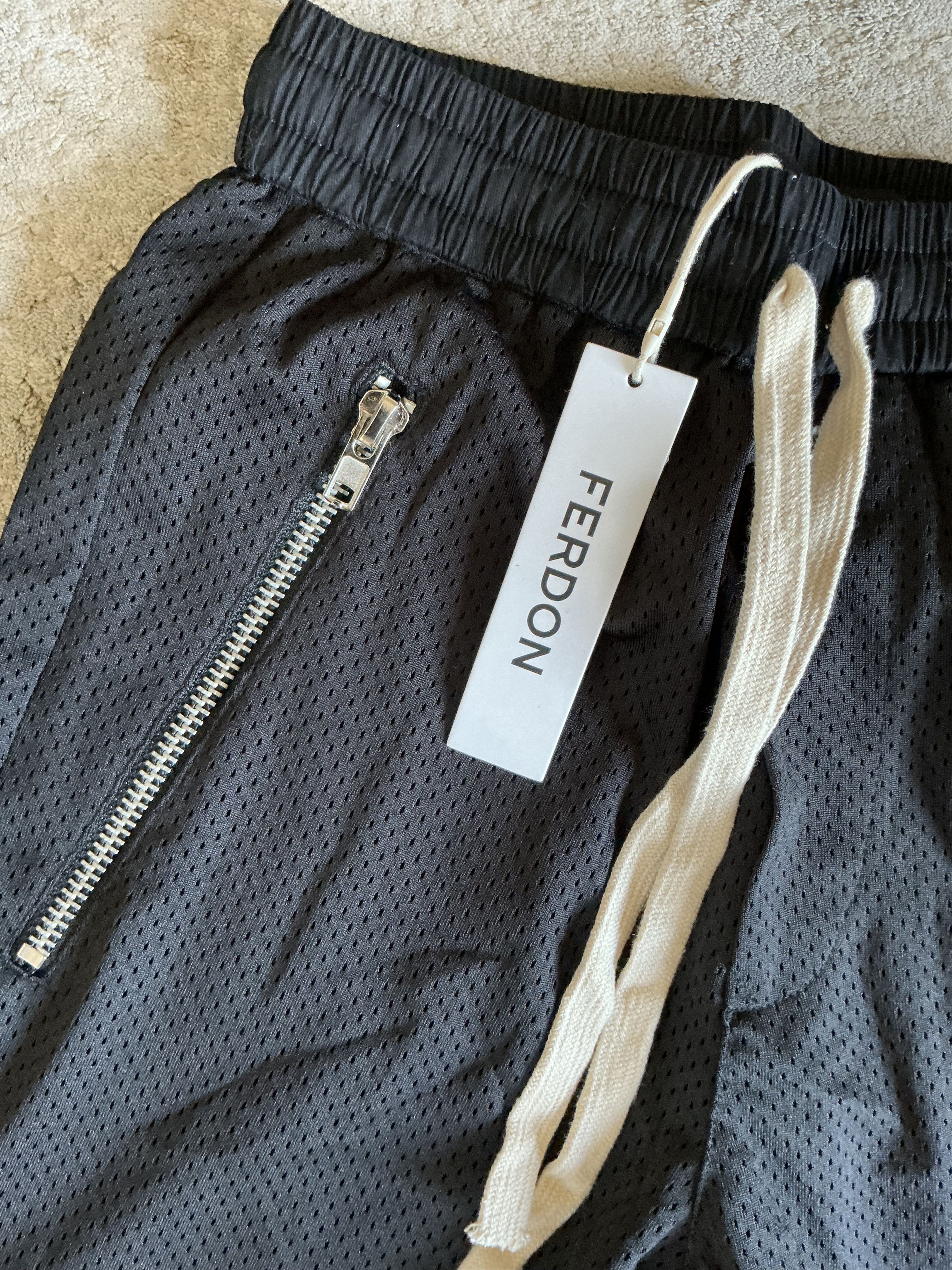 Other FERDON black shorts, size medium Size US 38 / EU 54 - 3 Thumbnail