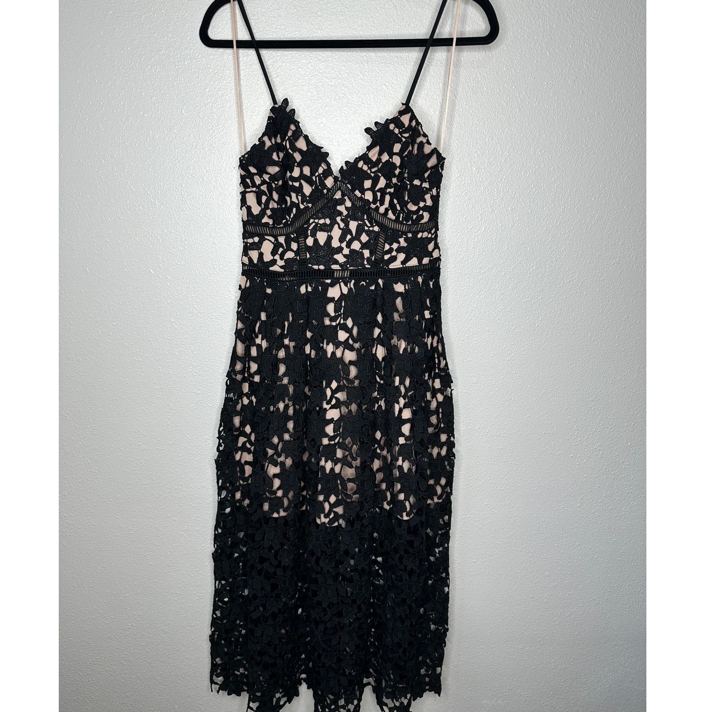 Other Aqua Black Lace Overlay Tan Lining Cami Midi Dress SM Size S / US 4 / IT 40 - 5 Thumbnail