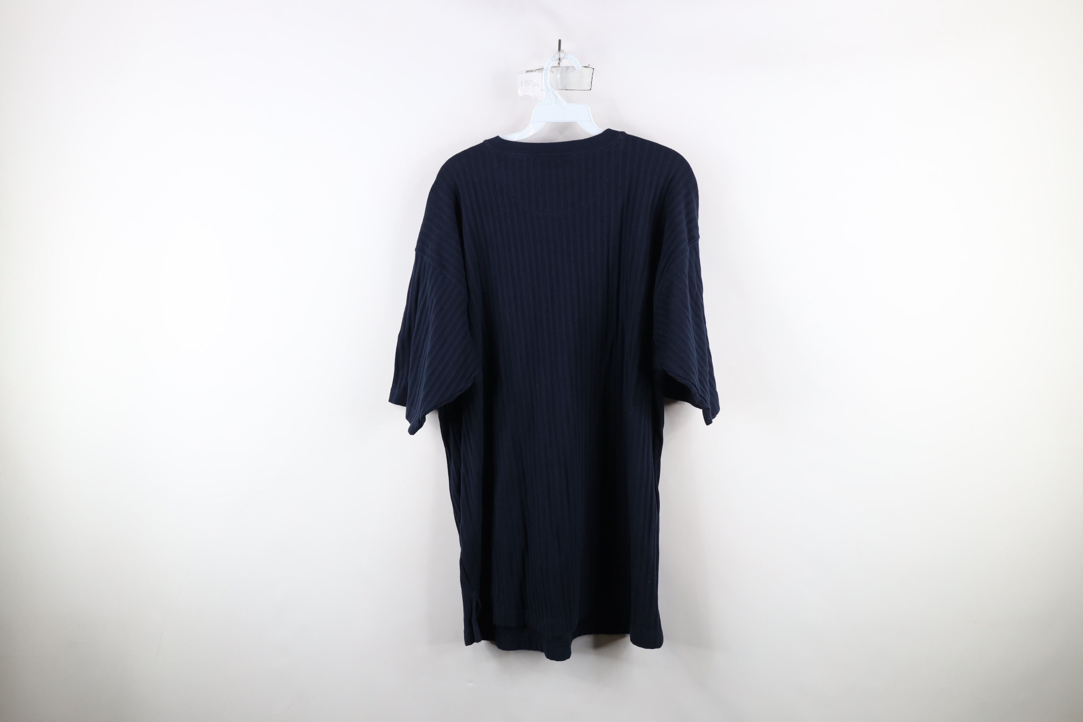 Vintage Vintage 90s University of Michigan Ribbed Henley T-Shirt Size US XL / EU 56 / 4 - 9 Thumbnail