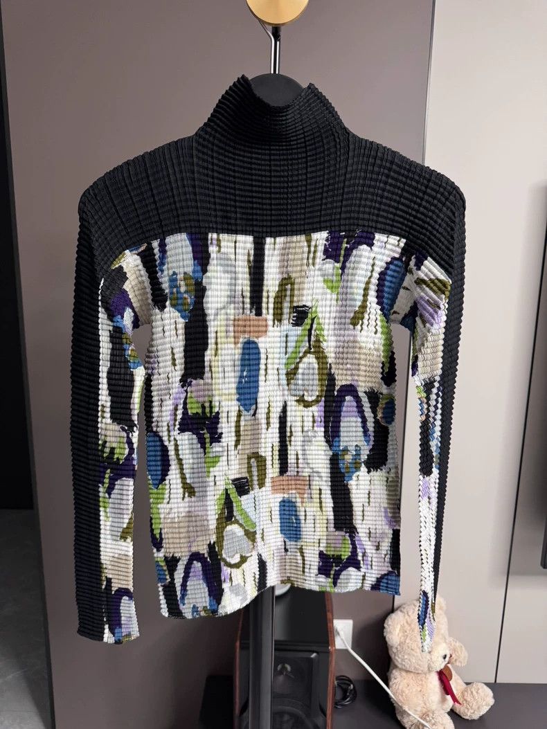 Issey Miyake Issey Miyake Black main line, ink-wash painting style plea Size M / US 6-8 / IT 42-44 - 2 Thumbnail