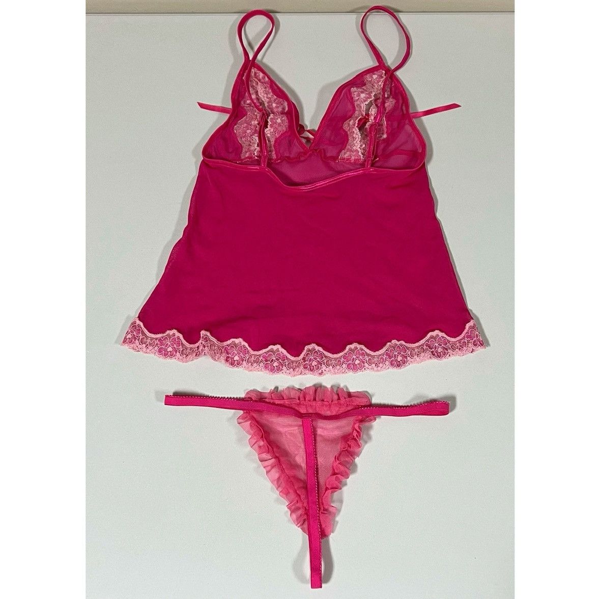 Victoria's Secret VS ‘Sexy Little Things’ Magenta Lingerie Matching Set Size S Size S / US 4 / IT 40 - 3 Thumbnail