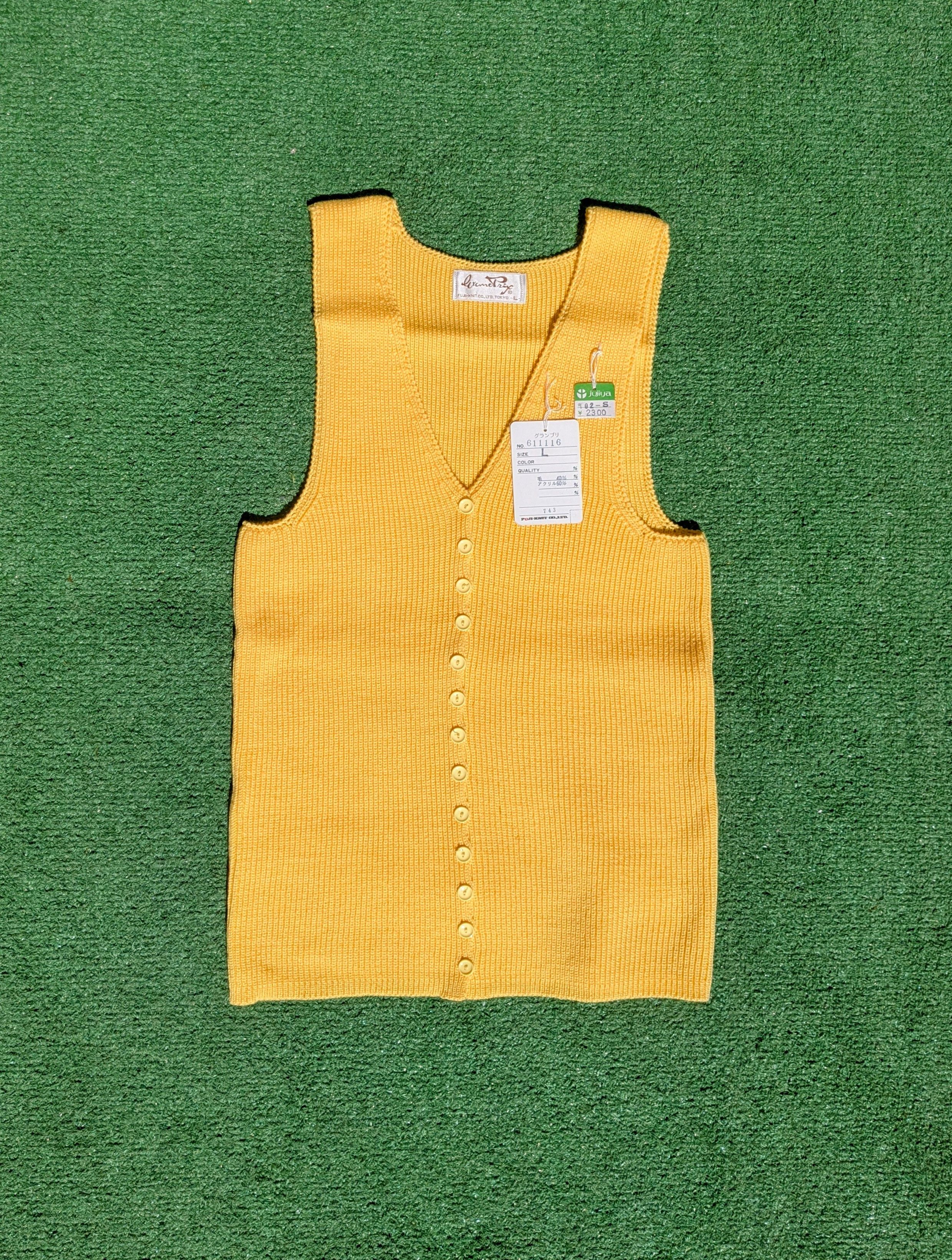 Vintage 1960s Grand Prix Fuji Tokyo Cable Knit Yellow Petite Vest Size L / US 10 / IT 46 - 5 Thumbnail