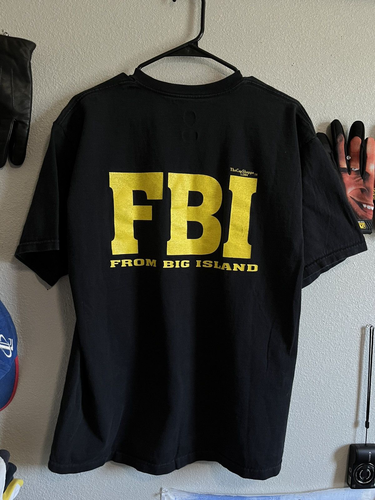 Vintage 🖤 2004 FBI “From Big Island” Tee – The Cop Shoppe – XL Size US XL / EU 56 / 4 - 1 Thumbnail