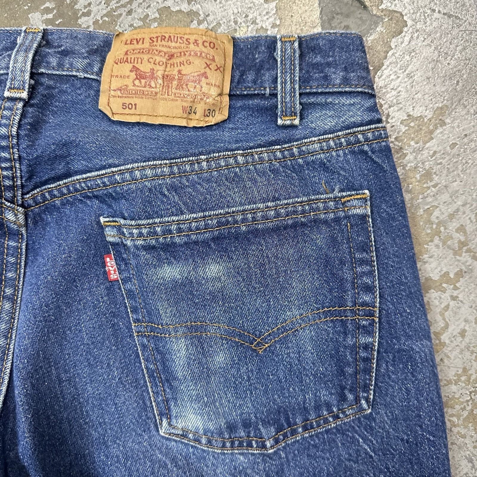 Levi's × Vintage Vintage 80s Levi’s 501 Straight Dark Wash Denim Jeans 34x30 Size US 34 / EU 50 - 7 Thumbnail