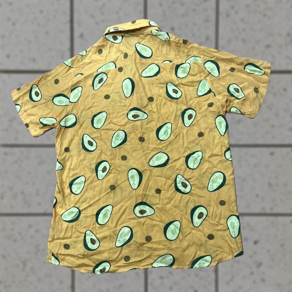 Vintage Men Avocado Print Button-Up Shirt L Yellow Green Lightweight Summer 46" Casual Travel, Short Sleeve, Collared, Rayon, Woven, Relaxed Mens Size US L / EU 52-54 / 3 - 1 Thumbnail