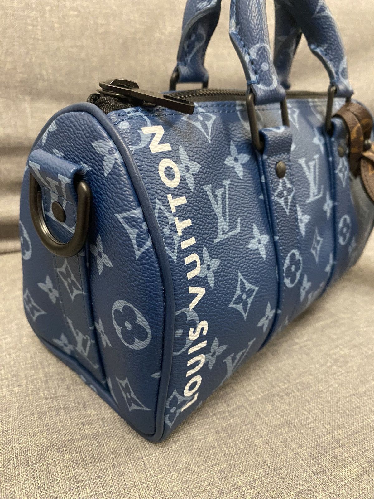 Louis Vuitton Louis Vuitton blue monogram keepall 25 bag Size ONE SIZE - 4 Thumbnail