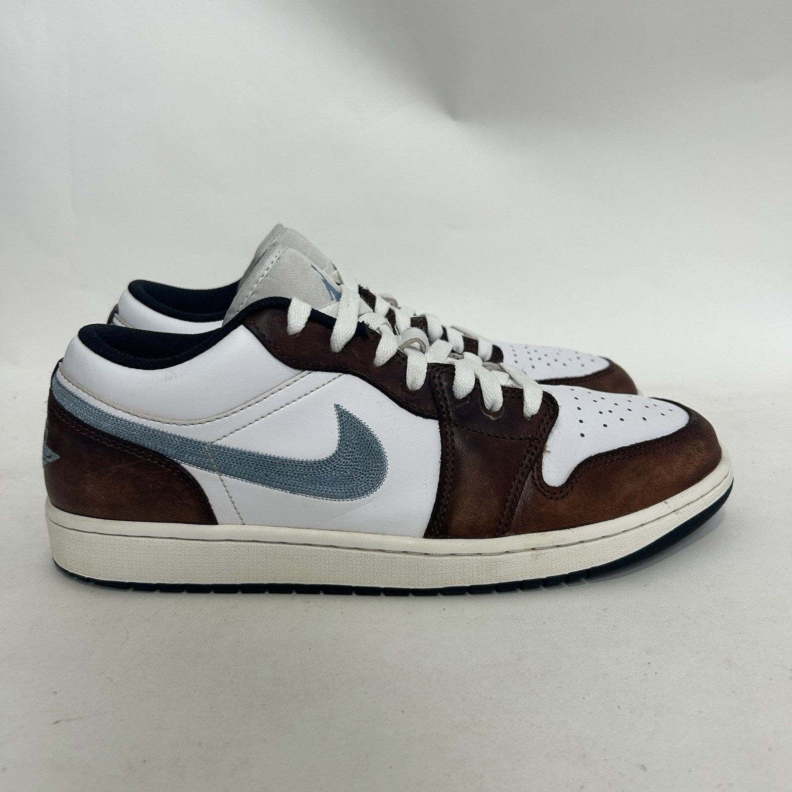 Jordan Brand Nike Air Jordan Retro 1 Low SE “White Blue Grey Brown” Size US 10 / EU 43 - 4 Thumbnail