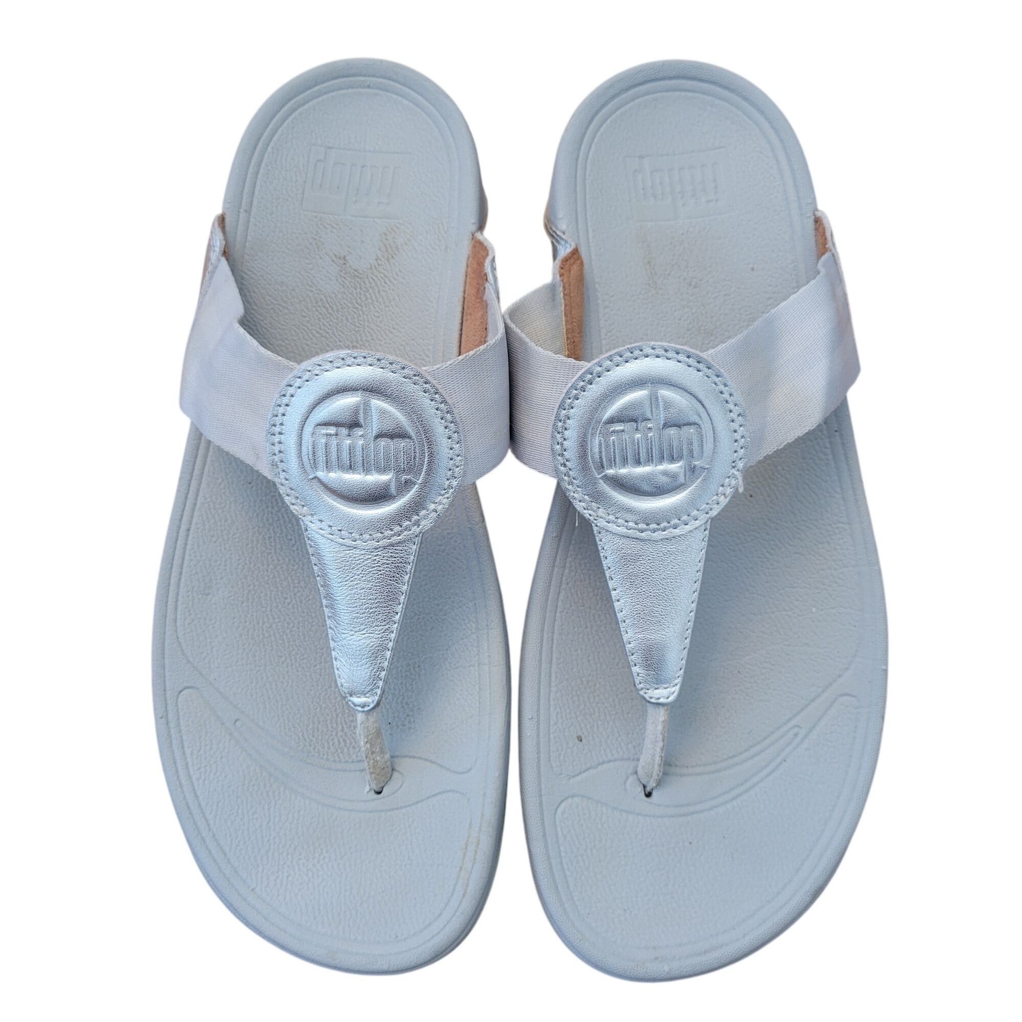 Other FitFlop Sandals 9 Silver Gray Comfort WALKSTAR Toe Post Size US 9 / IT 39 - 2 Thumbnail