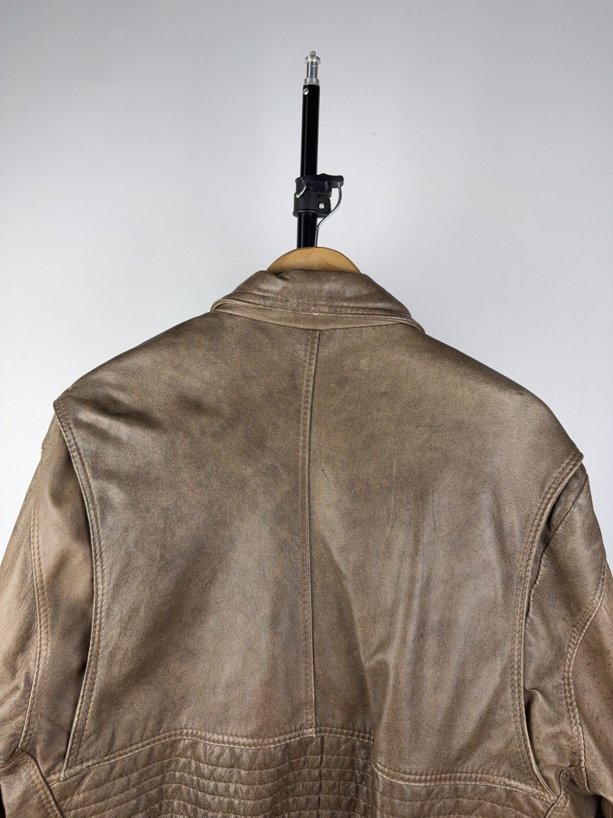 Vintage Vintage 90s Leather Biker Faded Jacket Style Maison Margiela Size US L / EU 52-54 / 3 - 11 Thumbnail