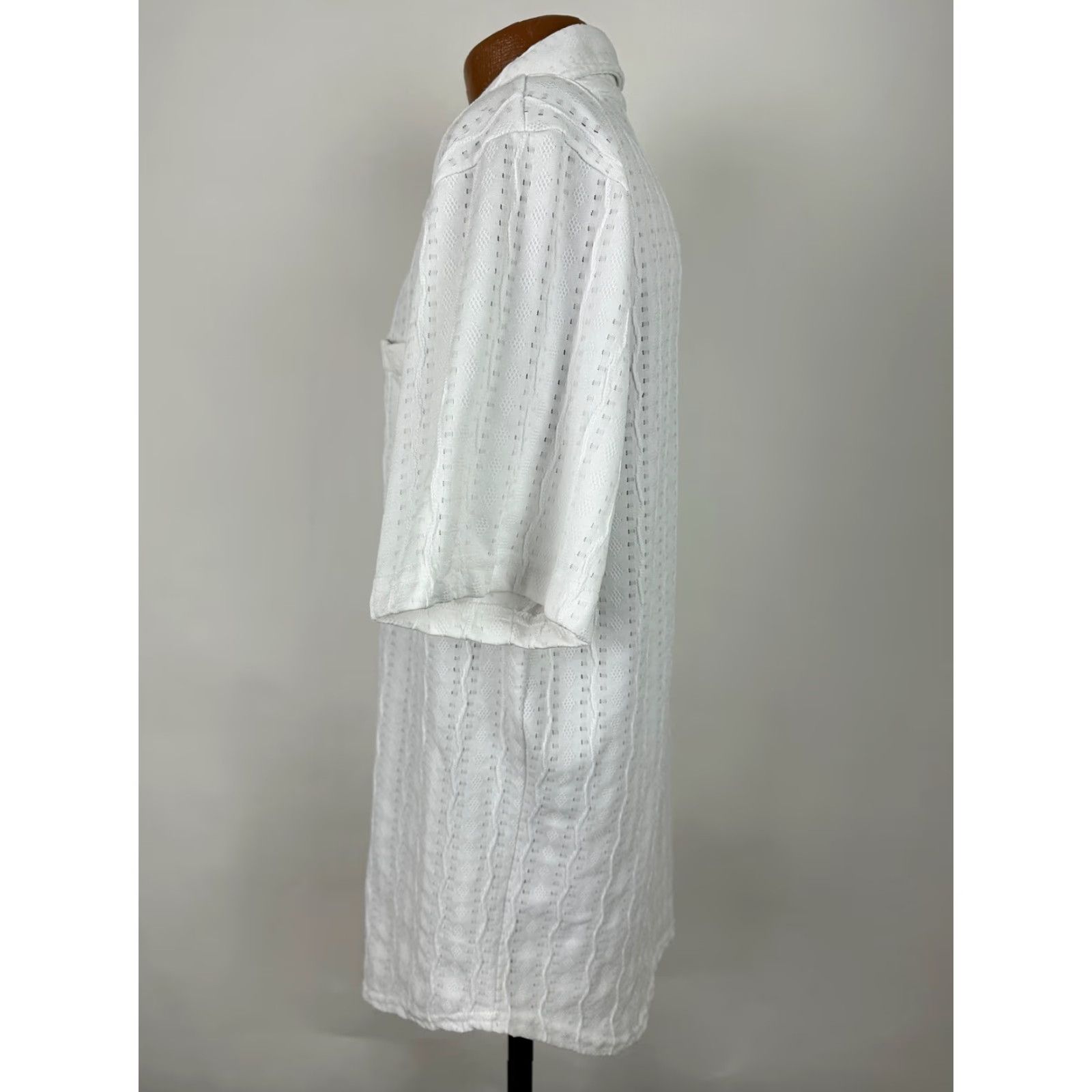Vintage VINTAGE Pop Icon Rave Shirt Mens Large 90s Casual Polyester Button-Up Short Sleeve White Size US L / EU 52-54 / 3 - 7 Thumbnail