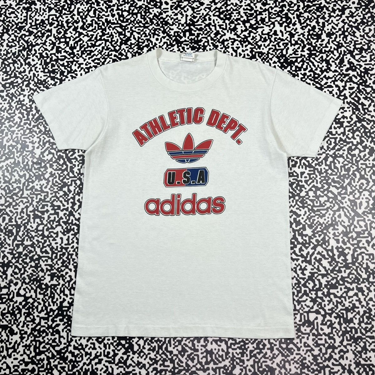 Adidas Vintage 90s Adidas USA Athletic Dept Retro Sport T-shirt Size US M / EU 48-50 / 2 - 1 Thumbnail