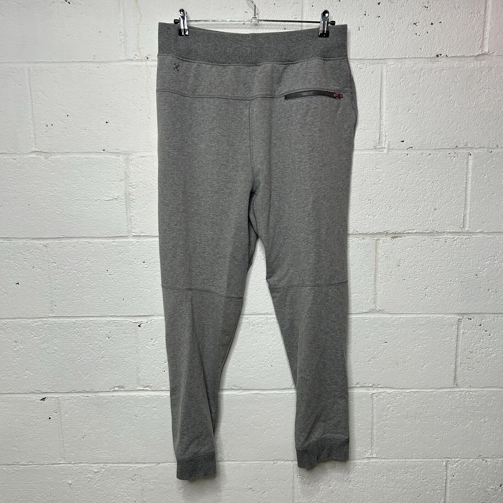 Lululemon Lululemon Stretchy Baggy Jogger Pants “Heather Grey” Size US 34 / EU 50 - 2 Thumbnail
