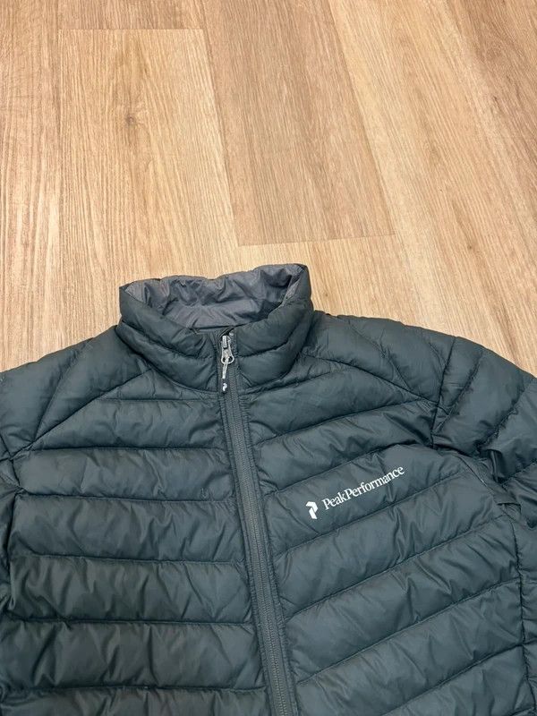 Peak Performance Peak Performance Frost Down R&D Jacket Pertex Microlight S Size US S / EU 44-46 / 1 - 5 Thumbnail