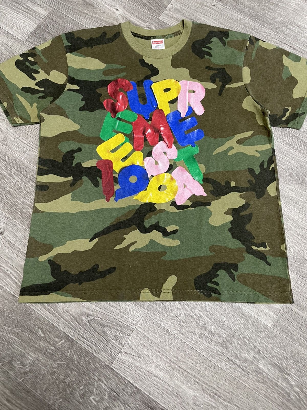 Supreme Supreme New York Balloons Tee Camo Green Size US M / EU 48-50 / 2 - 3 Thumbnail