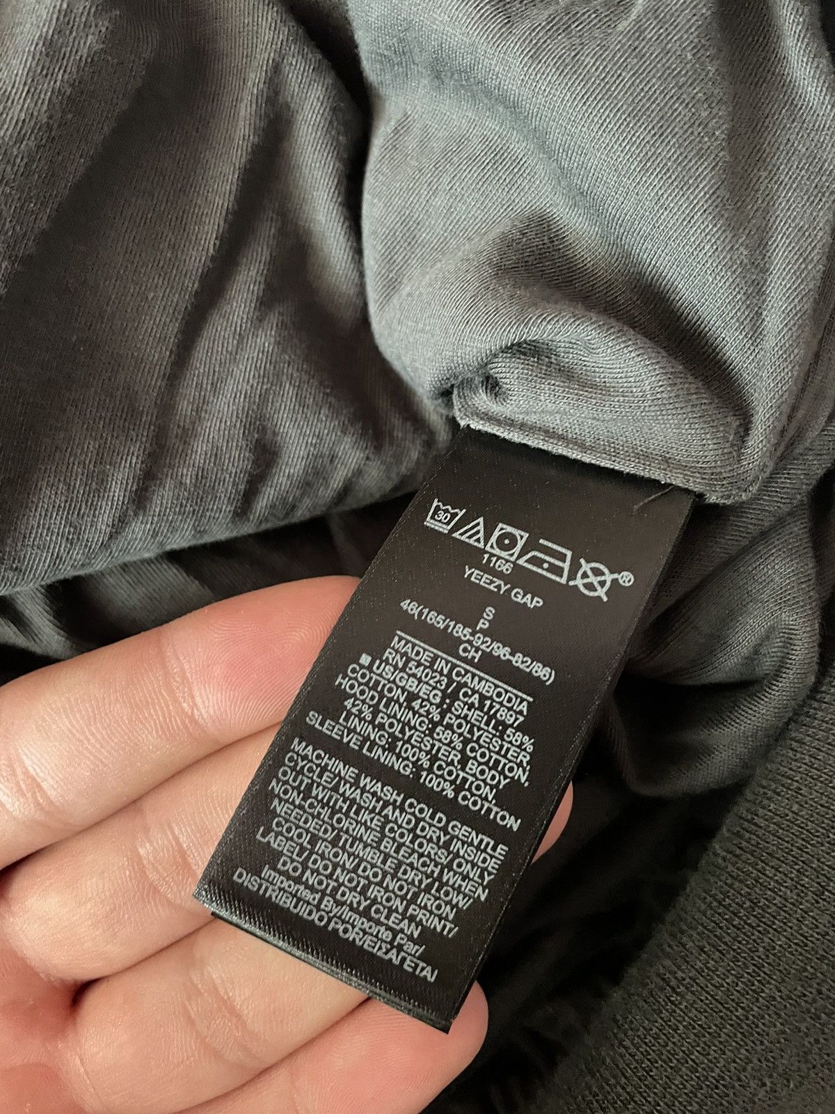 Balenciaga × Gap × Kanye West Yeezy Gap Engineered by Balenciaga Dove Hoodie "Black" Size US S / EU 44-46 / 1 - 10 Thumbnail