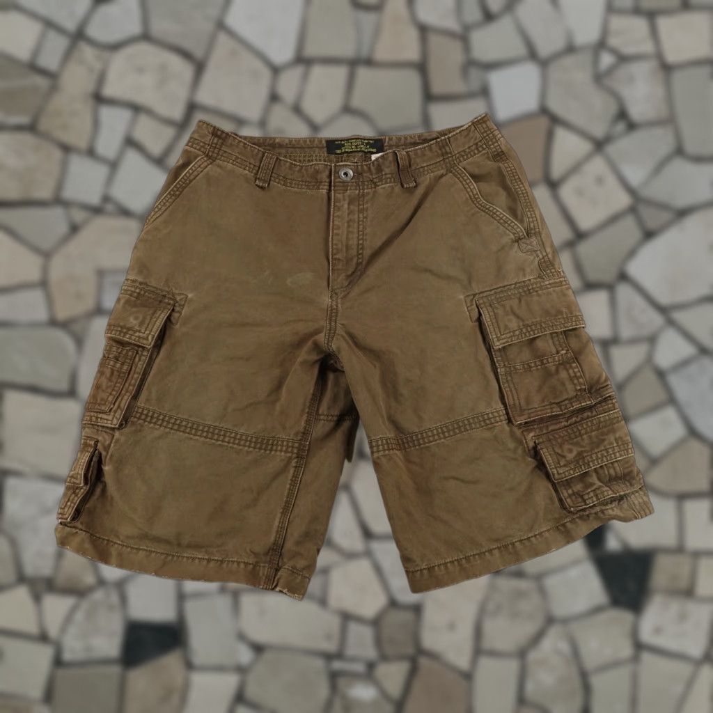 Old Navy VINTAGE Old Navy Cargo Shorts Mens 33 Brown Utility Baggy Y2K Outdoor Size US 33 - 1 Thumbnail