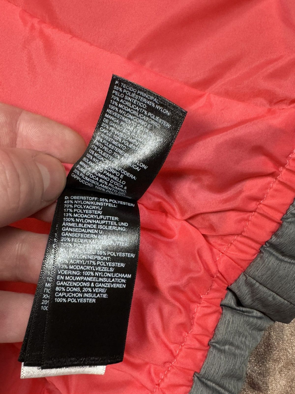 The North Face THE NORTH FACE 550 DOWN JACKET PUFFER WOMANS Y2K STREETWEAR Size XS / US 0-2 / IT 36-38 - 9 Thumbnail