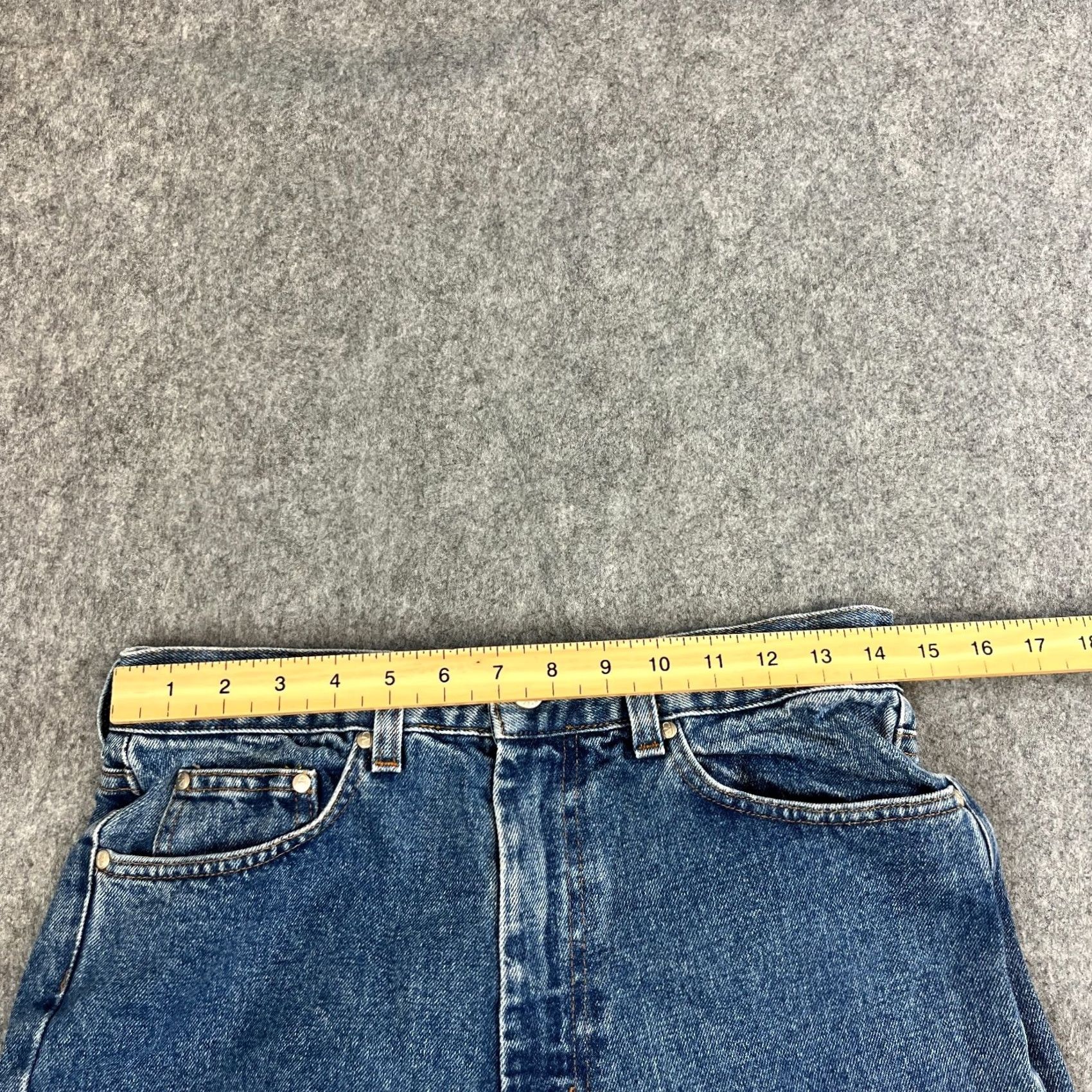 Valentino Valentino Jeans Regular Straight 29 34 Mid Wash Blue Mens Vintage Italy Denim 5-Pocket Design Cotton Button Logo Size US 29 - 6 Thumbnail