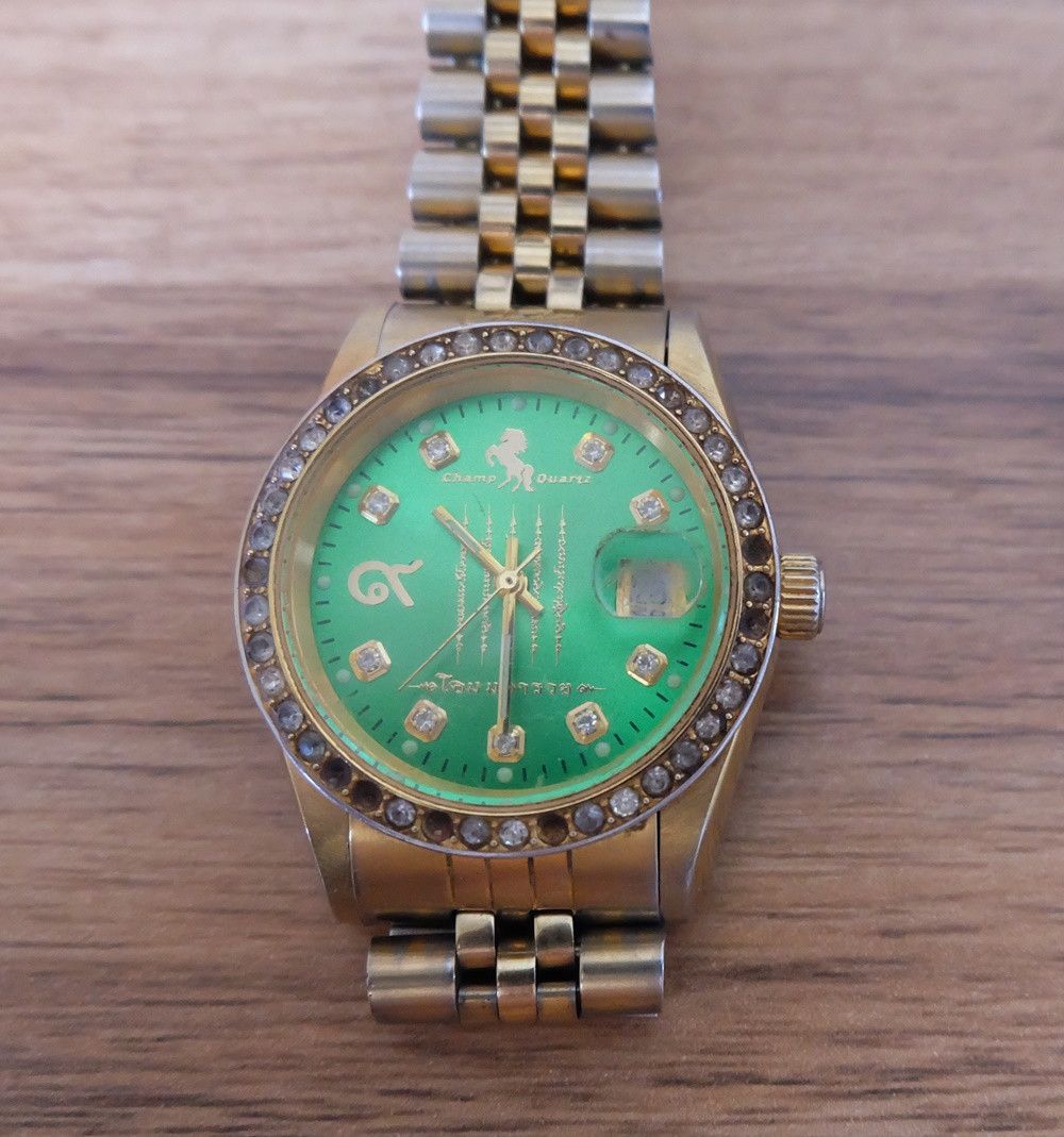 Vintage Champ Quartz "Om Maharoi" Model 3 Size 36 - 1 Thumbnail