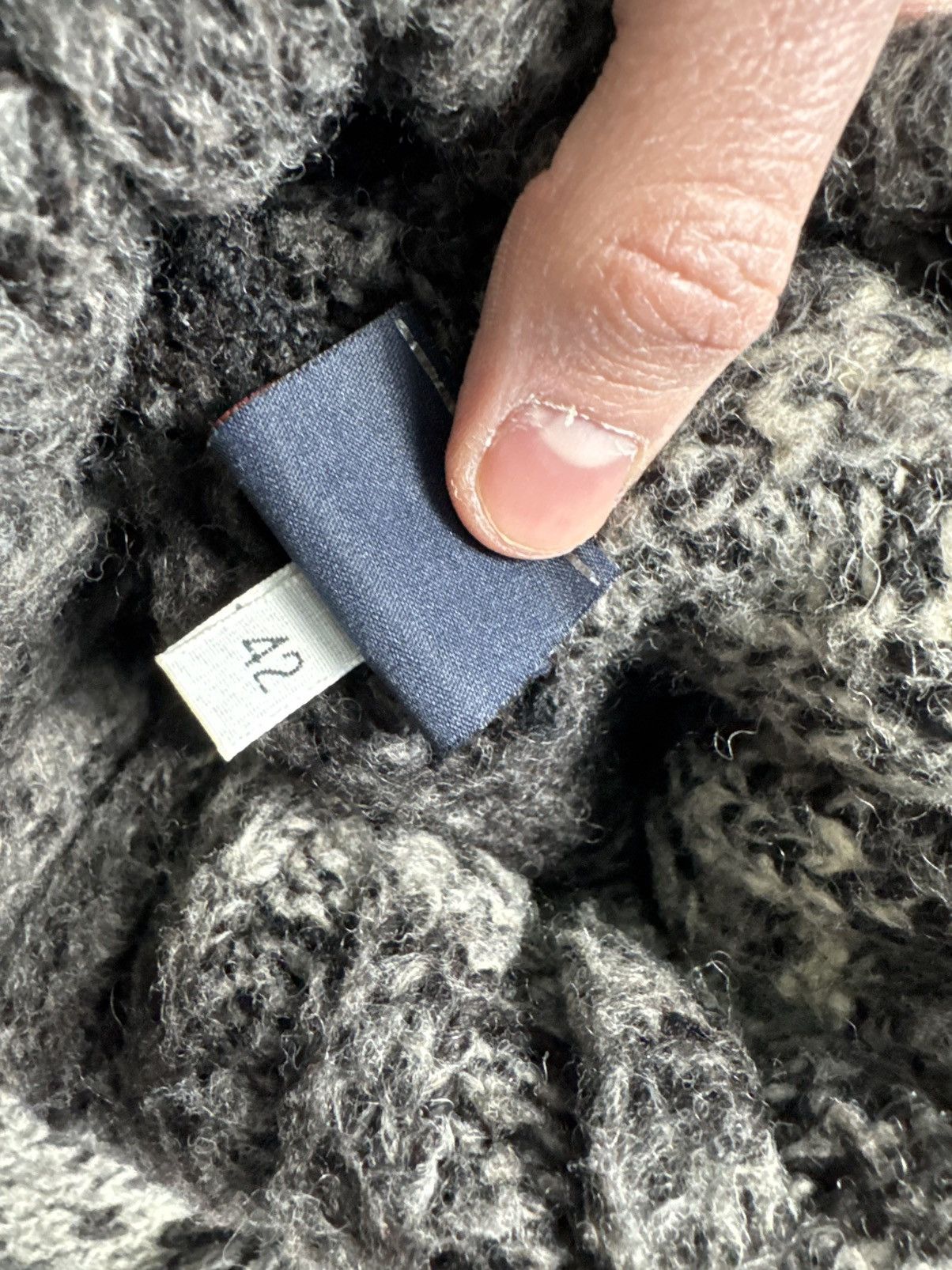 Dolce & Gabbana Dolce & Gabbana DG ICE Luxury Sweater Vintage Size 42 Size US XS / EU 42 / 0 - 7 Thumbnail