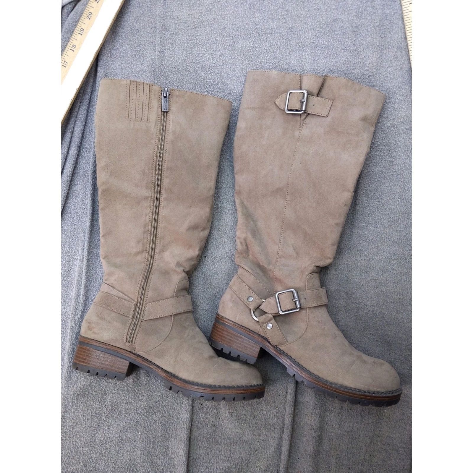 Kenneth Cole Kenneth Cole Reaction Boots Womens 7.5 Beige Knee High Biker Tough Bet Low Block Heel Zip Size US 8 / IT 38 - 2 Thumbnail