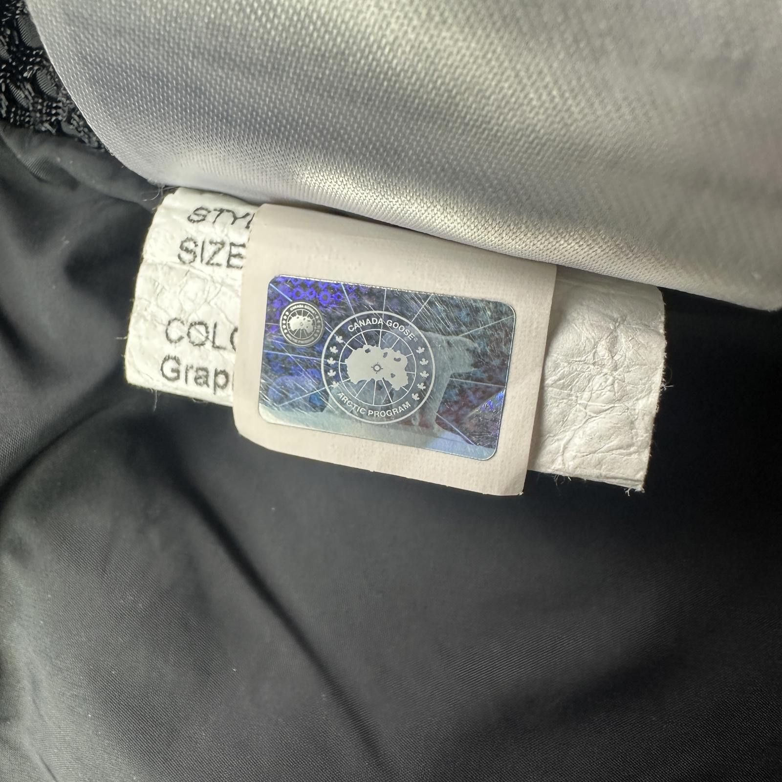 Canada Goose Canada Goose MacMillan Size S Size US S / EU 44-46 / 1 - 11 Thumbnail